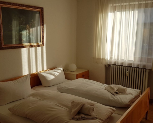 Fewo_Halder_Schlafzimmer_A1