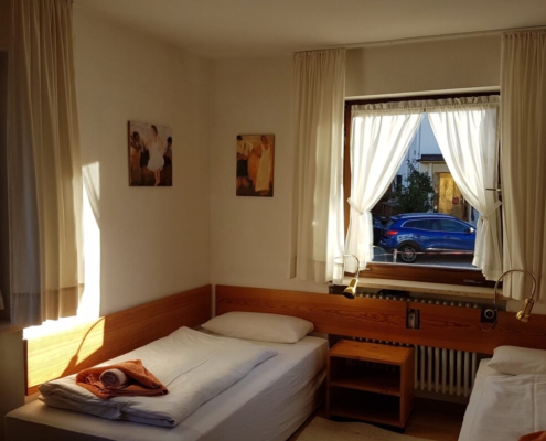 Fewo_Halder_Schlafzimmer_B